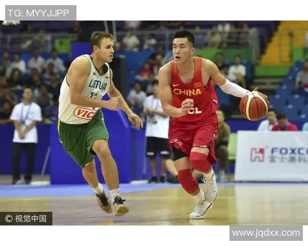 中国与立陶宛友谊赛精彩对决展现篮球魅力与国际友谊精神 中国与立陶宛友谊赛精彩对决展现篮球魅力与国际友谊精神