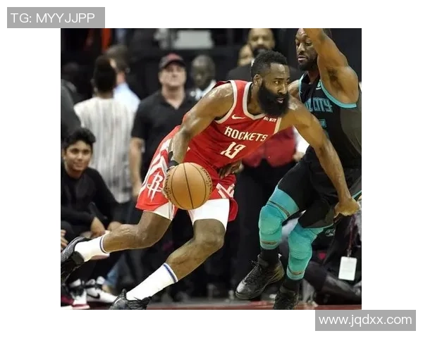 快船与火箭今日激战正酣谁能在这场对决中笑到最后